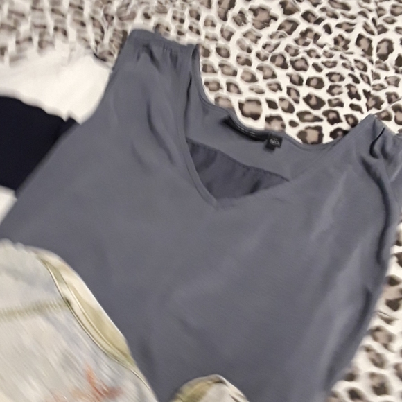 Xl short sleeve t shirt lot - Picture 2 of 3